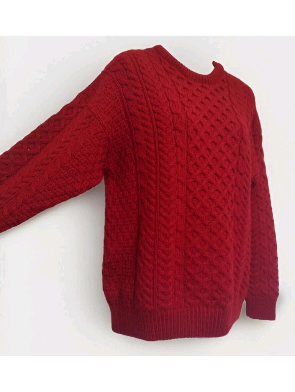 Carraig Donn Aran Irish Wool Fisherman Cable Knit Sweater Red Men’s Small